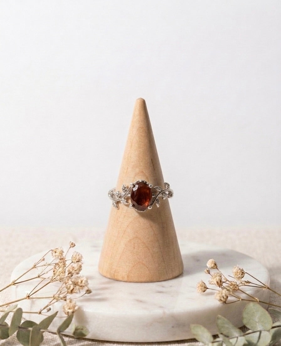 Silberring 925 Lorbeer-Geflüster - Granat