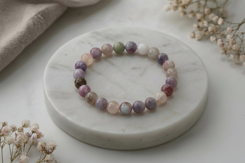 Pulseira de bolas de Turmalina rosa em Eudialite 8mm A+ e 10mm A